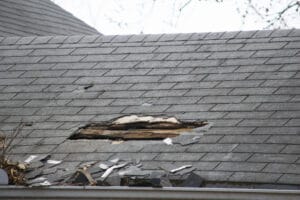 Do I Have Signs of Roof Damage That Need to Be Tended to Right Away?