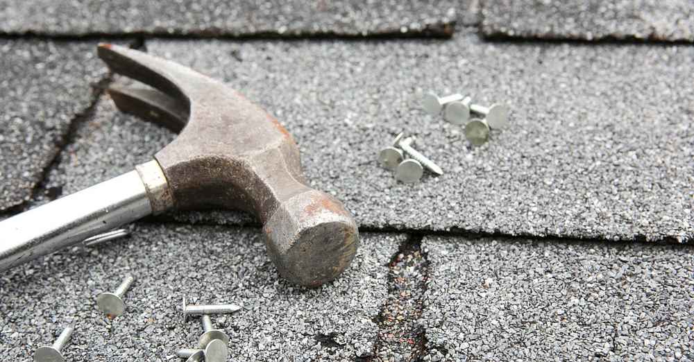 4 Warning Signs Your Orange County Roof Is In Disrepair