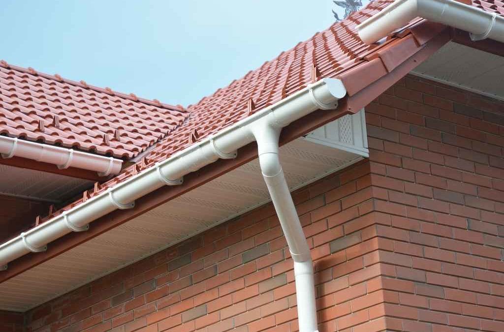 What Are the Benefits of Seamless Gutters for San Marcos Homes?