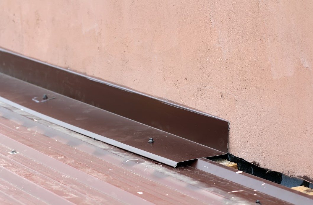 San Diego dry spell affects roof flashing