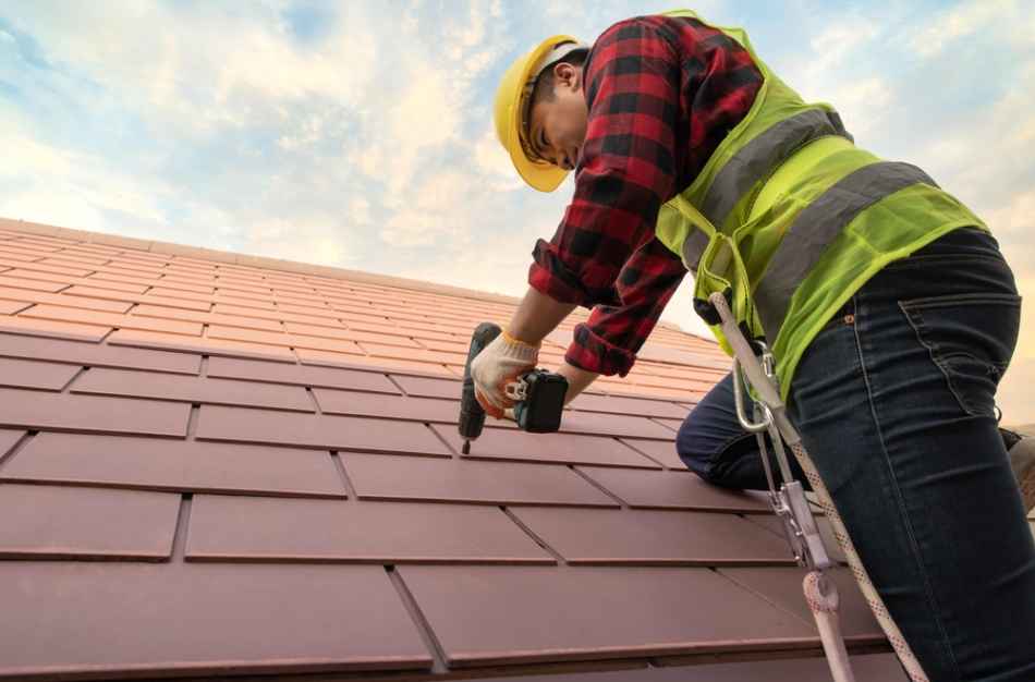 5 Benefits of Ringing in the New Year with a Roof Replacement