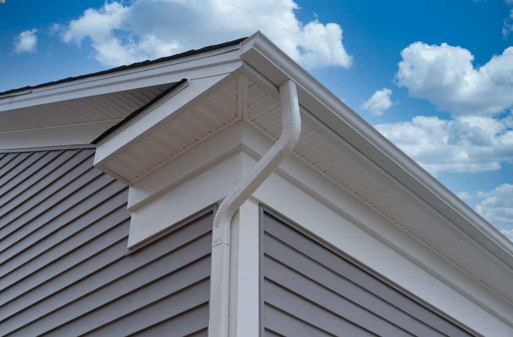 What is the Typical Cost of Seamless Gutter Installation in San Marcos?