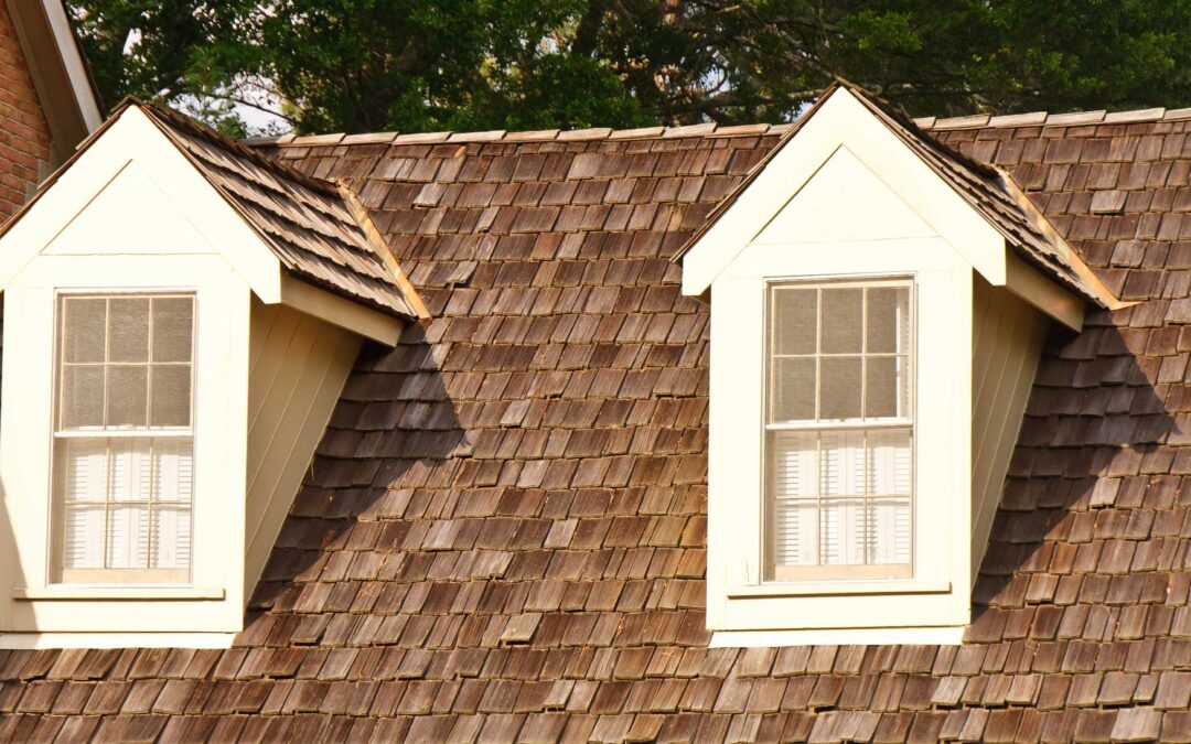 4 Cedar Roof Myths (And Why They Shouldn’t Scare You)