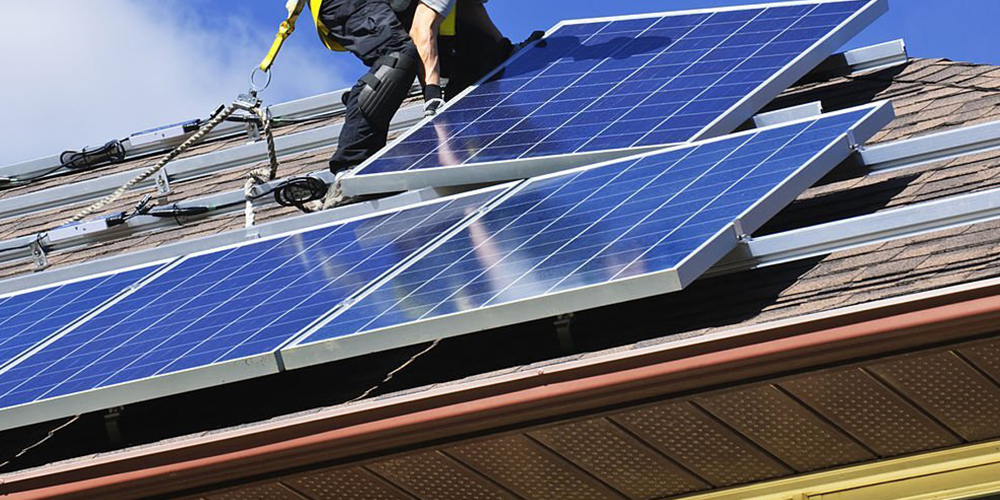 5 Myths about Solar Roofs (And the Truth Behind Them)