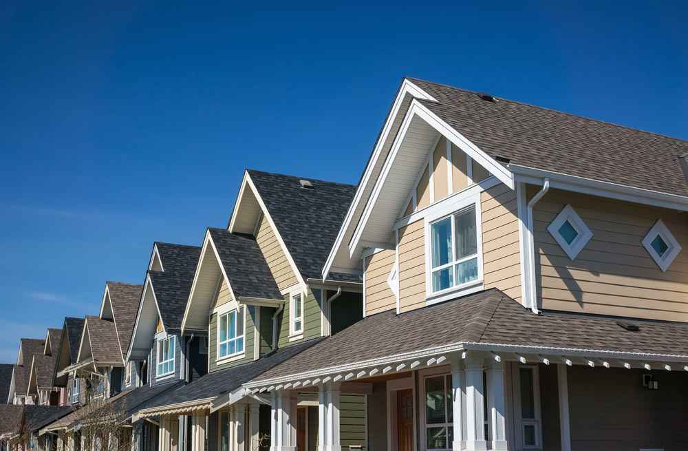 Choosing the Right Roofing Material for Orange County’s Climate